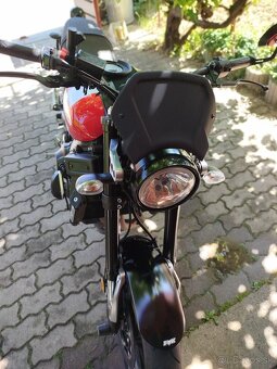 Yamaha xsr 900 - 6