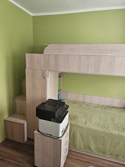 Predám detskú poschodovú posteľ + stôl + šuflíky - 6