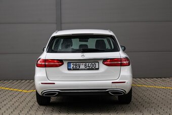 Mercedes-Benz E 220D 4MATIC - 6