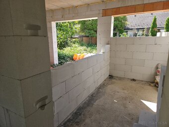 Vyučený murár s Maturitou ponúka stavebné služby - 6