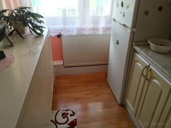 predám prázdny 3i. byt - 6