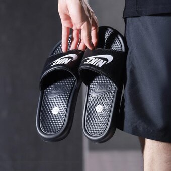 ŠĽAPKY NIKE BENASSI JDI veľ. 45 (UK10) + darček - 6
