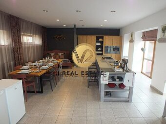 Na PREDAJ budova 673m2 v centre NITRY - 6