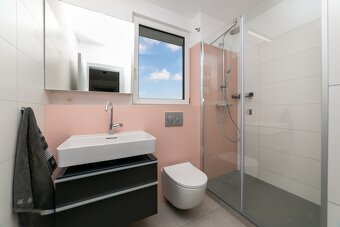 KRÁSNY 3i. BYT S LOGGIOU, TEHELNA ULICA, NOVÉ MESTO, VOĽNÝ - 6