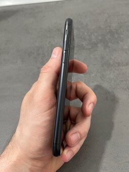 iPhone SE2020 - 6