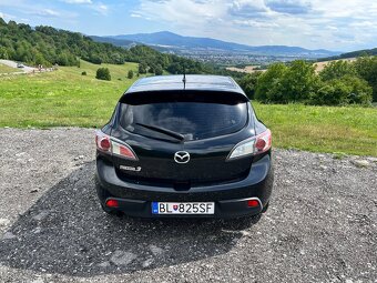 Som Mazda 3 Hatchback, diesel, 2009 a hľadám nový domov - 6