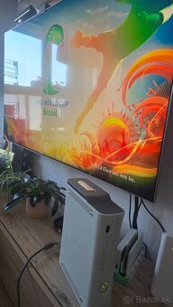 Xbox 360, 1 ovládač, 5 hier, 1,5GB HDD - 6