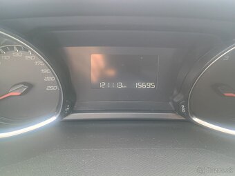 Peugeot 308 1,6 HDI - 6