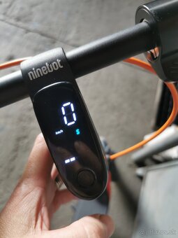 Elektricka kolobezka Ninebot by Segway D38S - 6