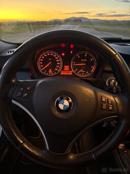 BMW 320D xDrive A/T E90 - 6