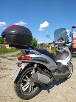 Piaggio Beverly 250 - 6