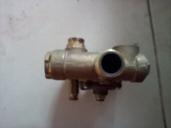 Predám plnefunkčný trojcestný ventil PROTHERM TIGER 24 KTZ, - 6