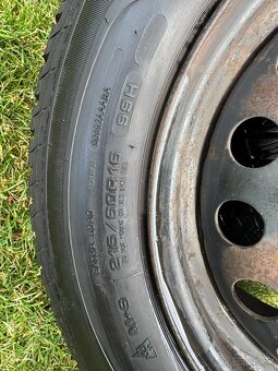 Predám sadu zimných kolies 215/60 R16 s diskami 5x98 - 6
