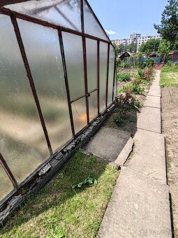 Predam zahradku s chatkou - 6