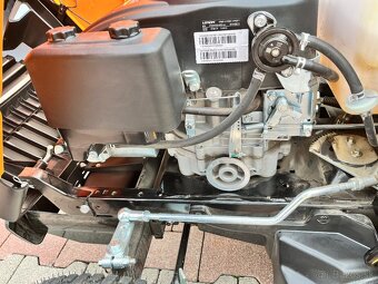 úplne novy zahradny traktor Riwall RLT 92 HRD Trachorová - 6