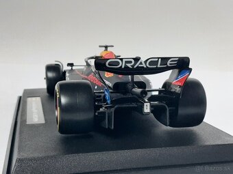 1:18 - Red Bull RB19 #1 / Verstappen (2023) - Bburago - 1:18 - 6