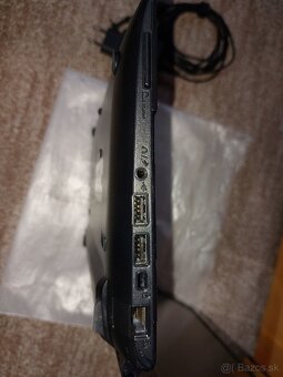 Predám mini notebook Asus EeePC 1011PX - 6