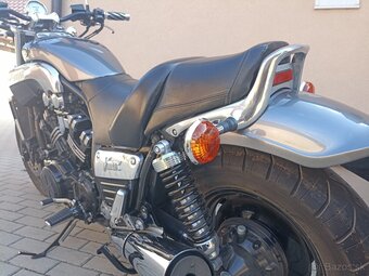 Yamaha V-max 1200 - 6