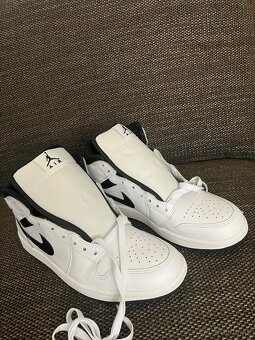 Panske tenisky NIKE AIR JORDAN MID - 6