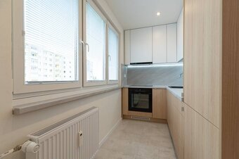 NA PREDAJ,3- IZB.BYT,KOMPLETNÁ REKONŠTRUKCIA,UL. SOKOLOVSKÁ, - 6