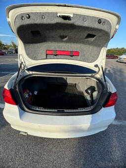 BMW E90 facelift 135kw - 6