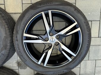 R19 alu Volvo XC40 235/50 Pirelli Cinturato P7 - 6