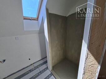 V centre B. Štiavnice pripravujeme na predaj podkrovné byty - 6