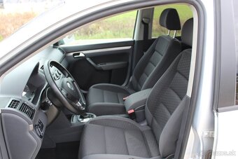 Volkswagen Touran 2.0 TDI DSG - 6