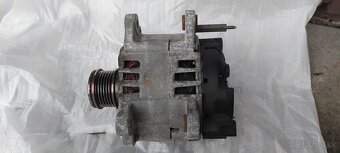 Použitý alternátor 04L903023L - 6