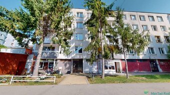 Pohodový 4-izbák v centre Trebišova – ideálny pre rodinu aj  - 6