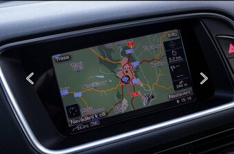 Audi Q5 2.0 TDI S tronic S-Line - 6