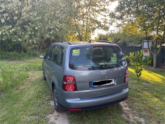 Volkswagen Touran 1.9 TDI, 7 Miestny - 6