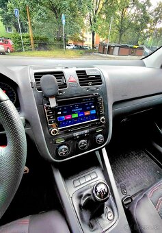 Volkswagen Golf V – r. 2005, 1.4 Benzín (55 kW) - 6