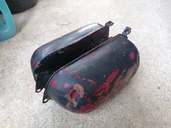 Predám nádrž na Jawa 555, 550 - 6