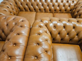 CHESTERFIELD ŠTÝL,TOP STAV,BLEDO HNEDÁ SEDAČKA - 6