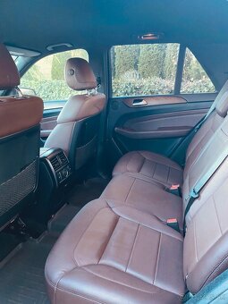 mercedes - Benz 350 ML bluematic 4x4 amg line - 6