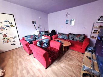 Rodinný dom 4+1, Podolie (okres NMnV) - 6