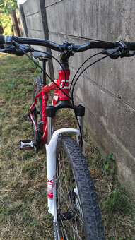 Predám málo jazdený horský bicykel DEMA ADRO 5.0 - 6