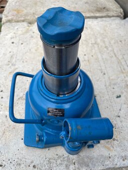 Ptedám nový veľmi nízky hydraulický zdvihák 10t. - 6