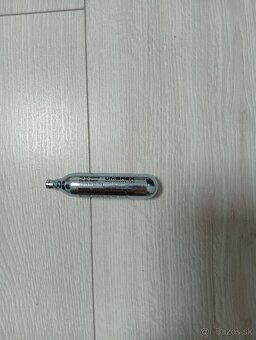 Predám komplet pre vzduchovku  broky + diabolo 4,5 mm + co2 - 6