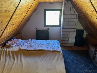 Murovaná záhradná chatka s výhľadom na Kráľovu hoľu – DUBINA - 6