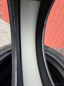 Letné pneumatiky 245/45 r19 - 6