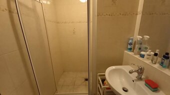 Na predaj 3 izbový byt s vlastným kúrením v Stropkove - 6