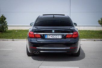BMW 730d LCI xDrive, Soft-close, Webasto, Nové rozvody - 6