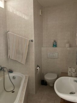 Predáme 2 izb. byt na Chrenová II. v Nitre. - 6