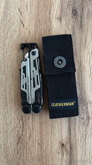 Leatherman signal - 6