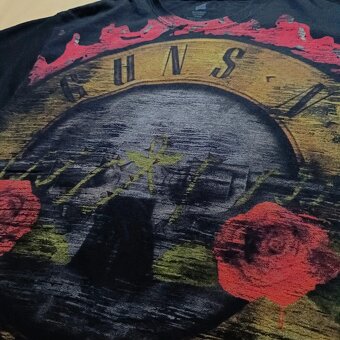 Vintage y2k Guns N Roses čierne tričko s potlačou 2008 M - 6