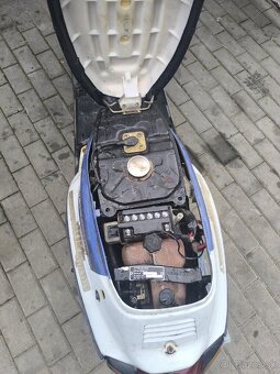 Skúter 50ccm - 6