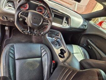 Dodge challenger 6.2hellcat srt - 6
