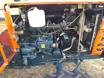 Malotraktor KUBOTA L1-205 - 6